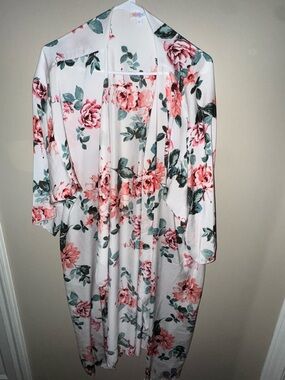 LuLaRoe Floral Duster Kimono - White with Pink & Green Roses